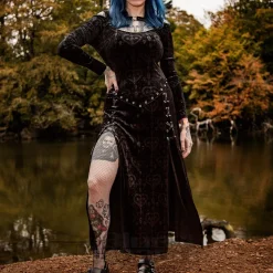 Banned Amara Velvet Maxi Dress (Black)