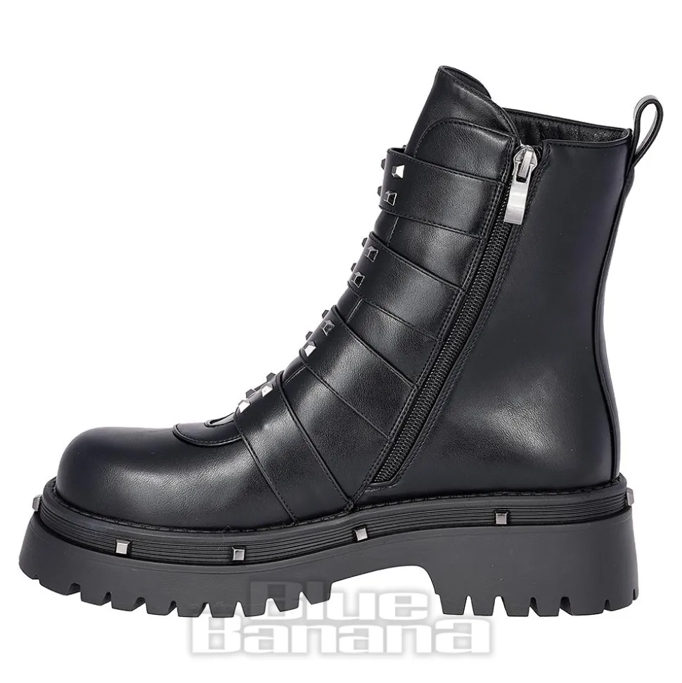 Bleeding Heart Buckle Boots (Black)