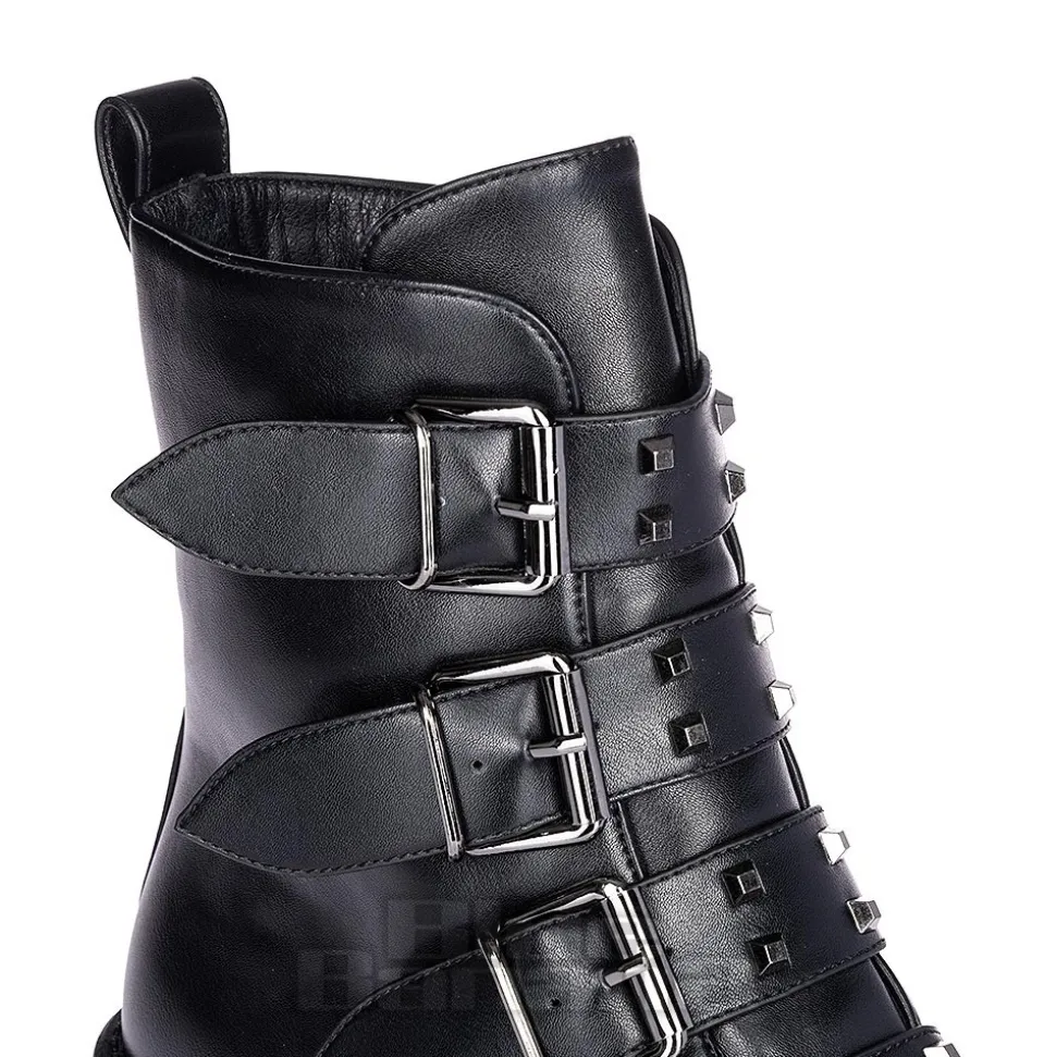 Bleeding Heart Buckle Boots (Black)