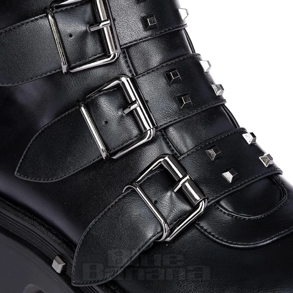Bleeding Heart Buckle Boots (Black)