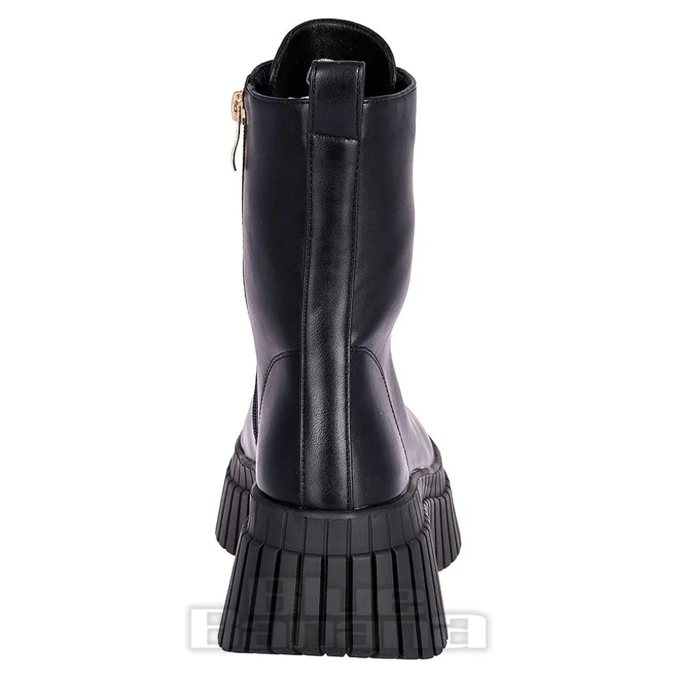 Bleeding Heart 15-Eye Boots (Black)