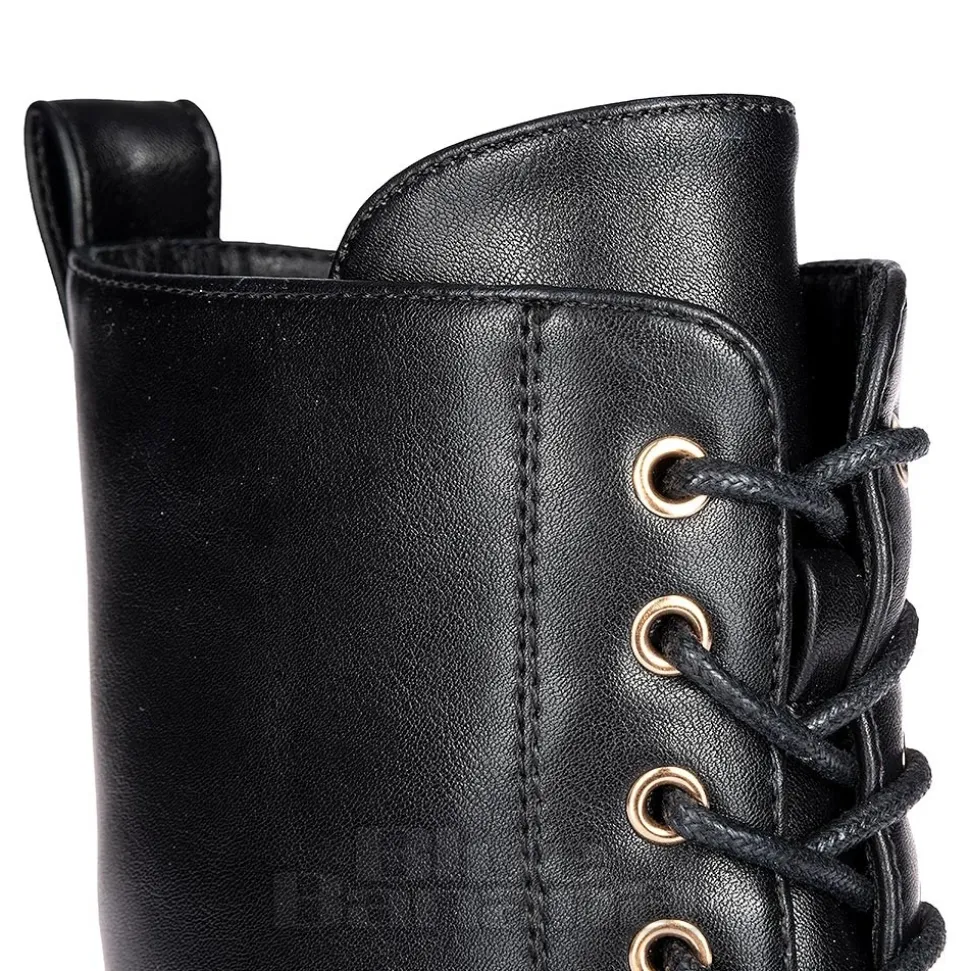 Bleeding Heart 15-Eye Boots (Black)