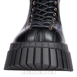 Bleeding Heart 15-Eye Boots (Black)
