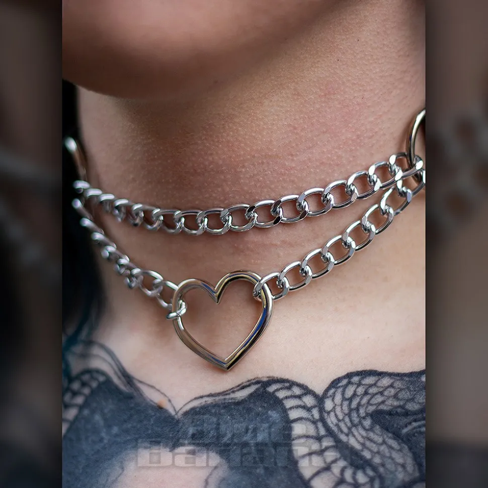 Blue Banana Chain Heart Choker (Black)