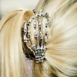 Blue Banana Claw Hand Hair Clip (Silver)
