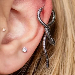 Blue Banana Surgical Steel Dangling Snake Ear Clicker (Silver)