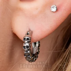 Blue Banana Surgical Steel Single Skulls Ear Clicker (Silver)