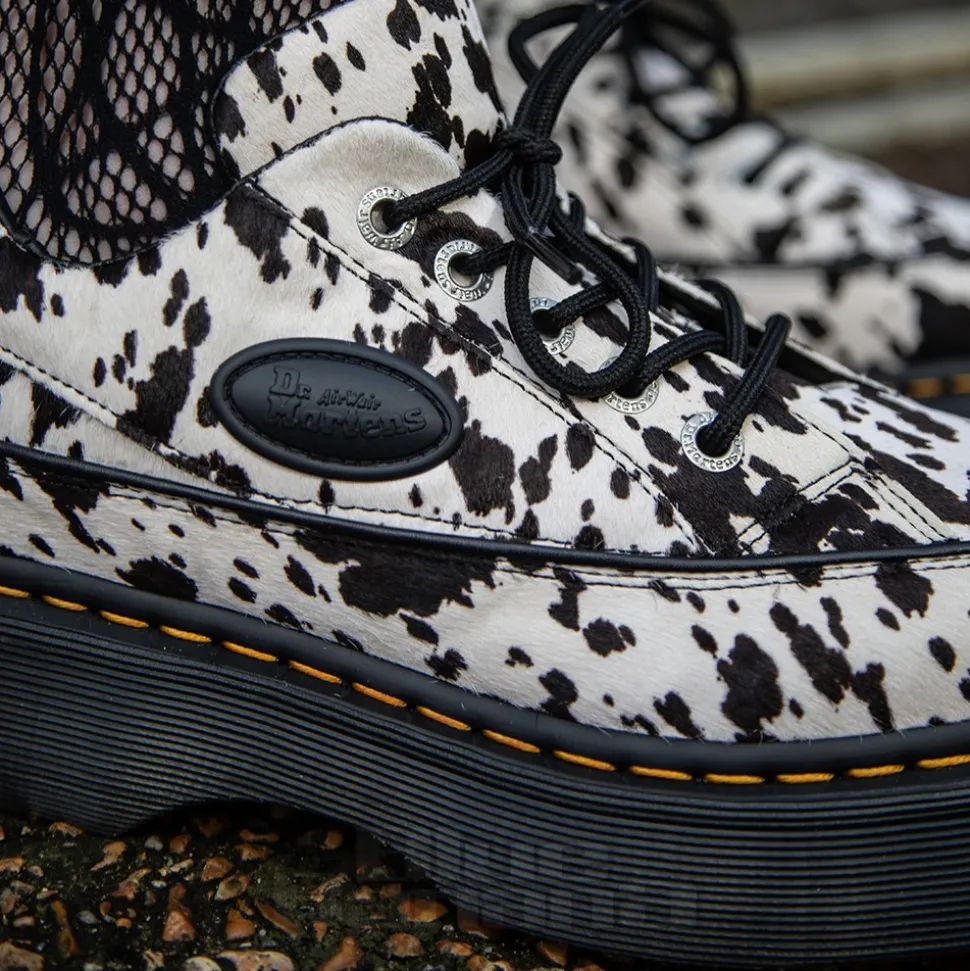 Dr Martens Buzz 5 Eye Dalmatian Shoe (Black & Cream)