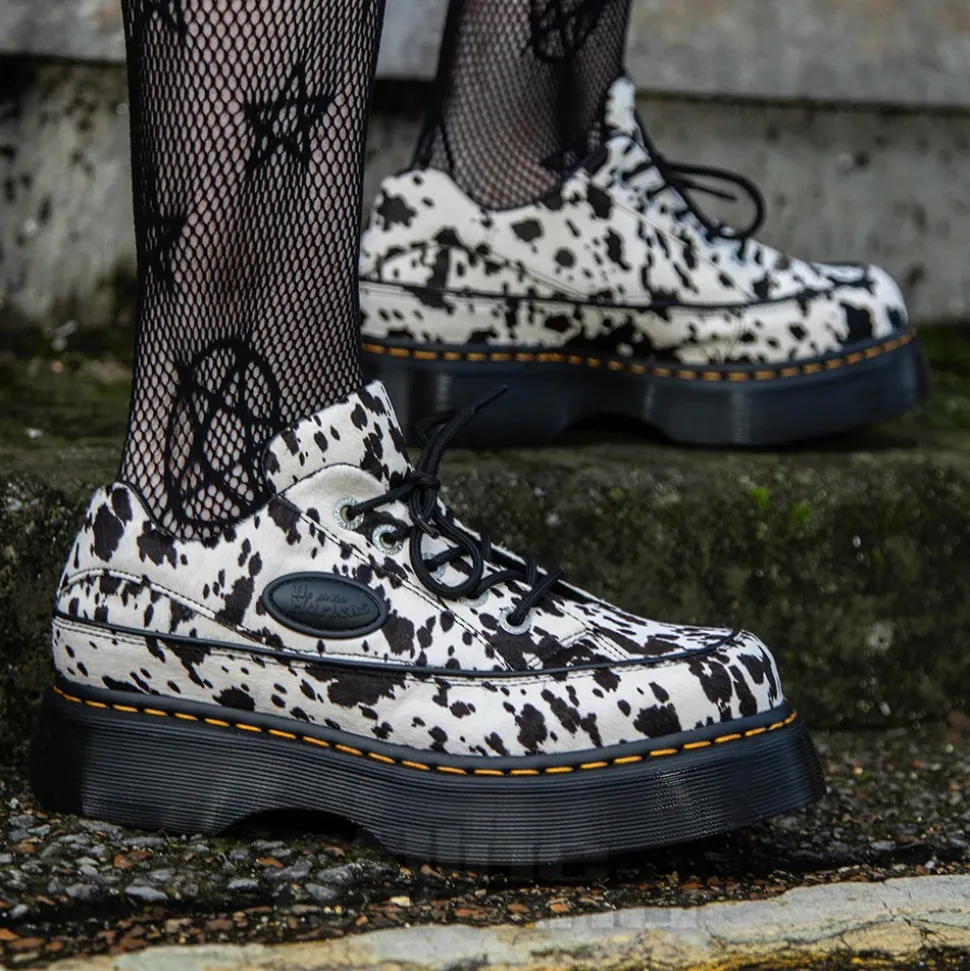Dr Martens Buzz 5 Eye Dalmatian Shoe (Black & Cream)