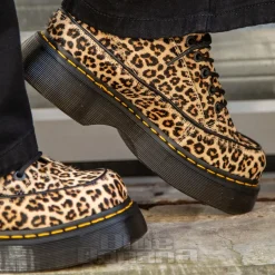 Dr Martens Buzz 5 Lace Mini Shoe (Leopard)