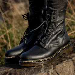 Dr Martens Pascal 1460 Boots (Black)