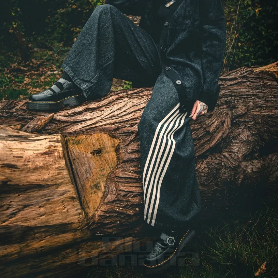 Heartless Echo Trousers (Black)