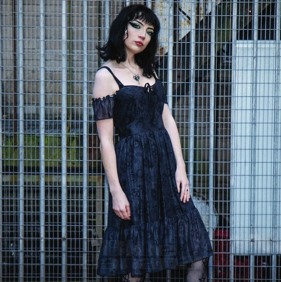 Jawbreaker Tarot Cold-Shoulder Midi Dress (Black)