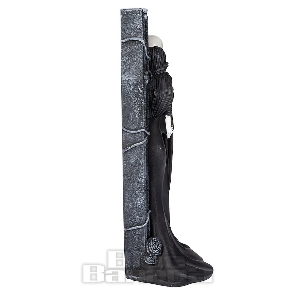 Nemesis Now Eternal Promise Figurine (Black)