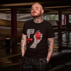 Official Green Day American Idiot T Shirt (Black)